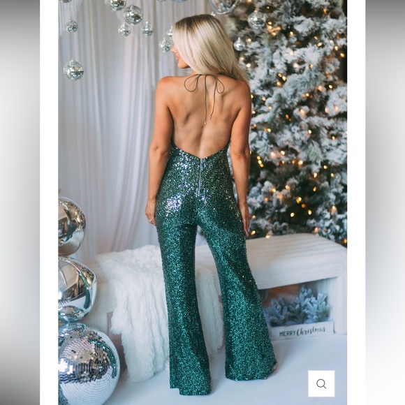 Green Sequin Jumpsuit. M. NWT - Picture 4 of 16